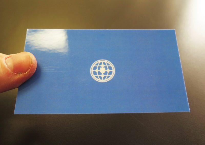 Custom business cards - Gloss Lamination
